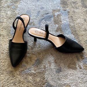 Bella Vita Black Slingback Heels with Pointed Toe